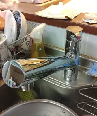 施工事例｜横浜市青葉区で故障したキッチンの水栓蛇口交換・台所のお湯がでない-施工後